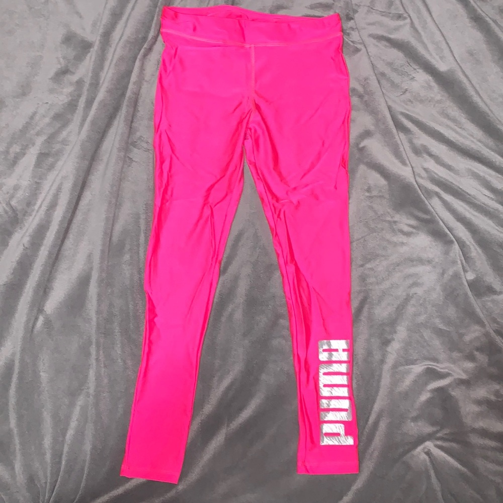 Girls size 12-14 large Puma leggings fluorescent pink.